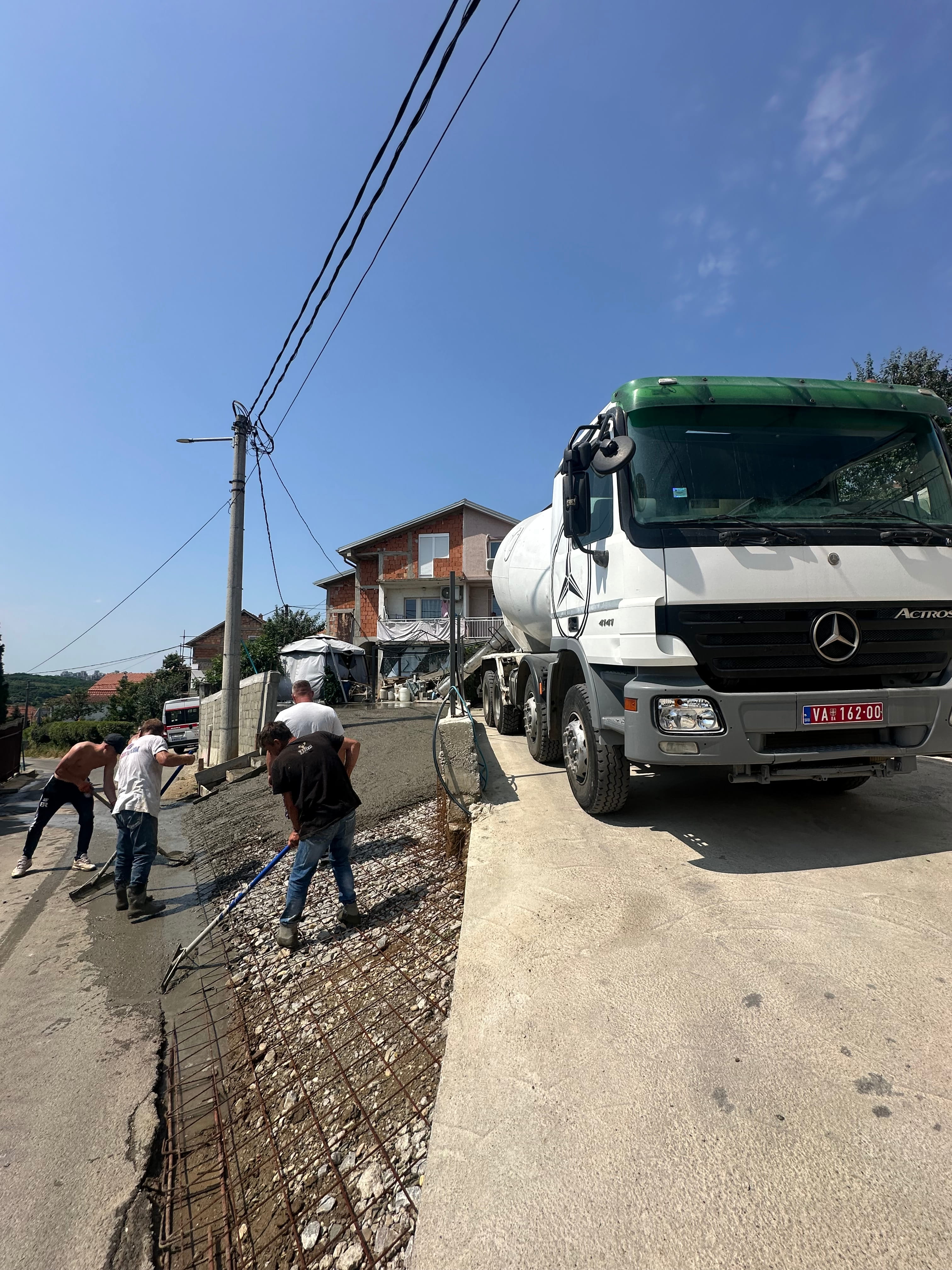 DELTA BETON — mikser-kamion bez pumpe